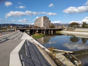 芥川の鉄橋の写真