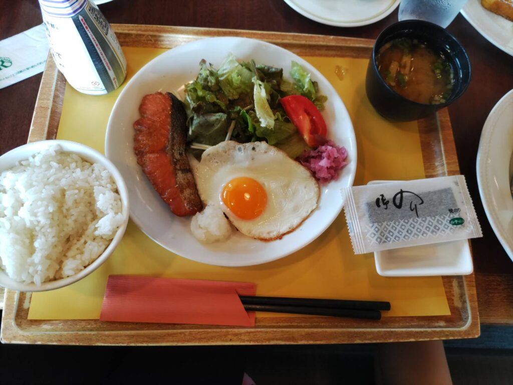 朝の和定食の写真