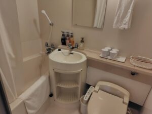 和室のお風呂とトイレの写真