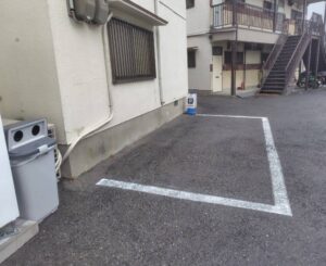 どんぐり工房の駐車場の写真