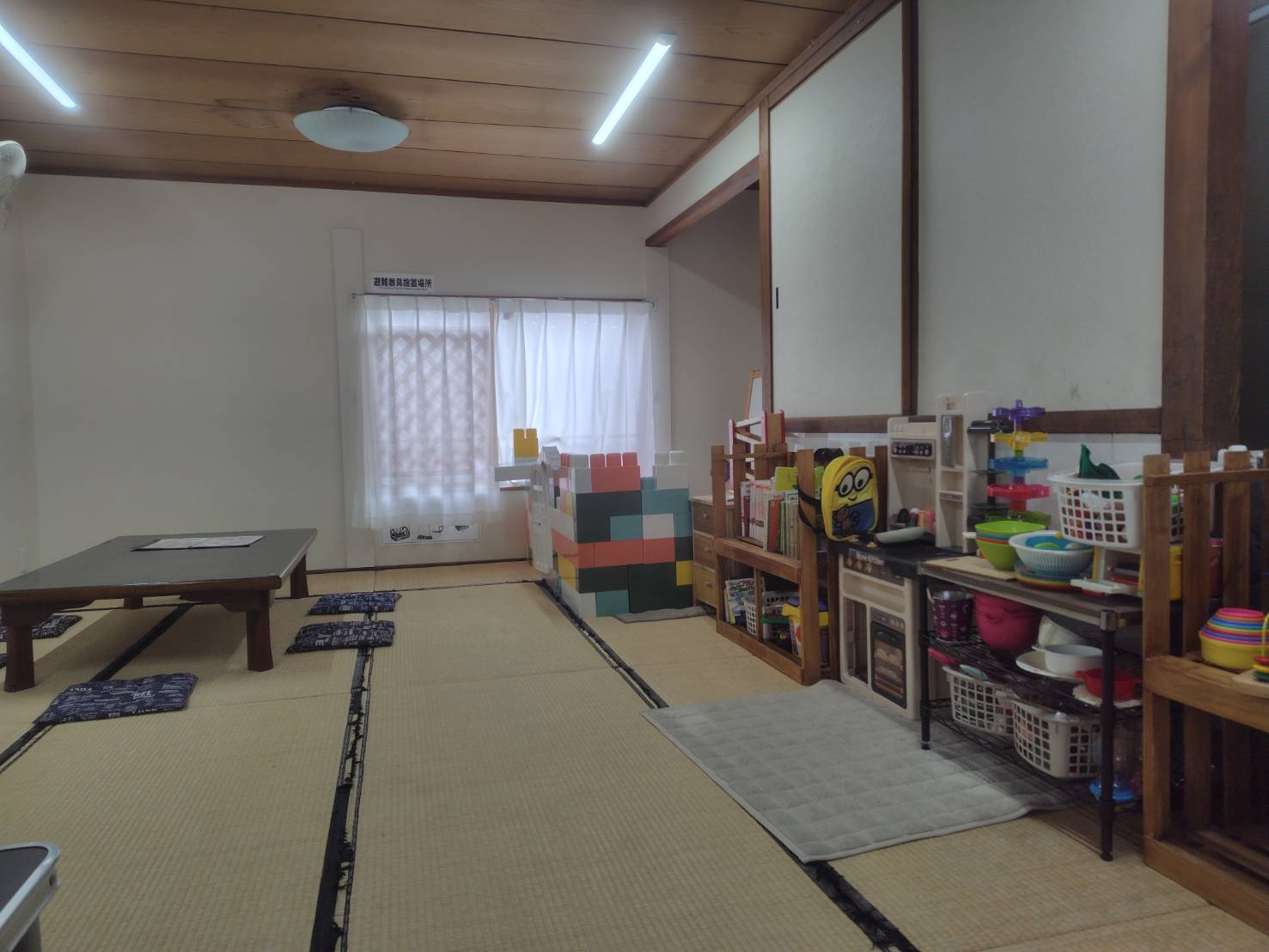 おもちゃが2階のお座敷においてある写真