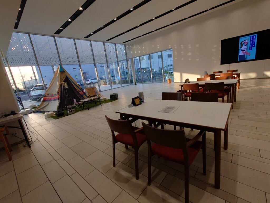 テントとテーブルの写真