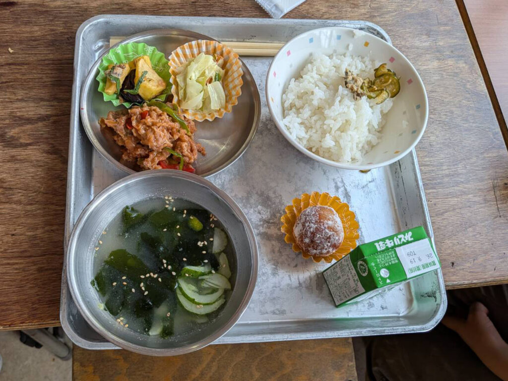 給食の写真